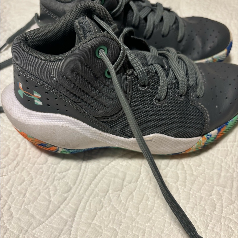 Under Armour 13 Kids' Gray Athletic Shoes